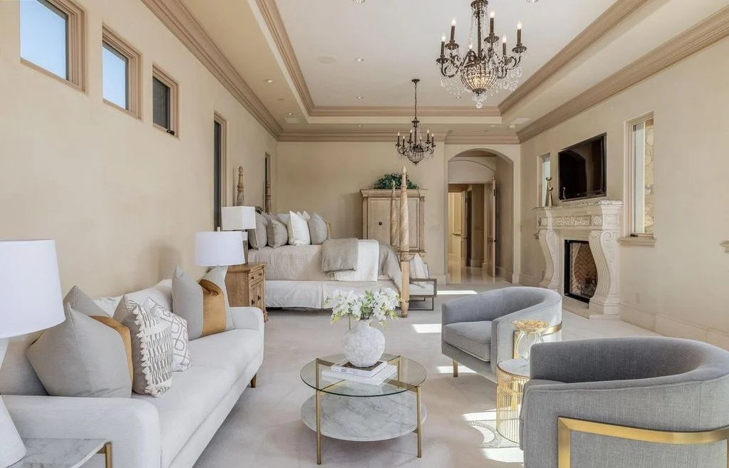 940 Eagle Ridge Dr Exquisite 12.3M Tuscan Villa Embracing Californias Iconic Indoor Outdoor Lifestyle 13