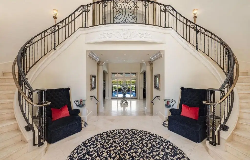 940 Eagle Ridge Dr Exquisite 12.3M Tuscan Villa Embracing Californias Iconic Indoor Outdoor Lifestyle 7
