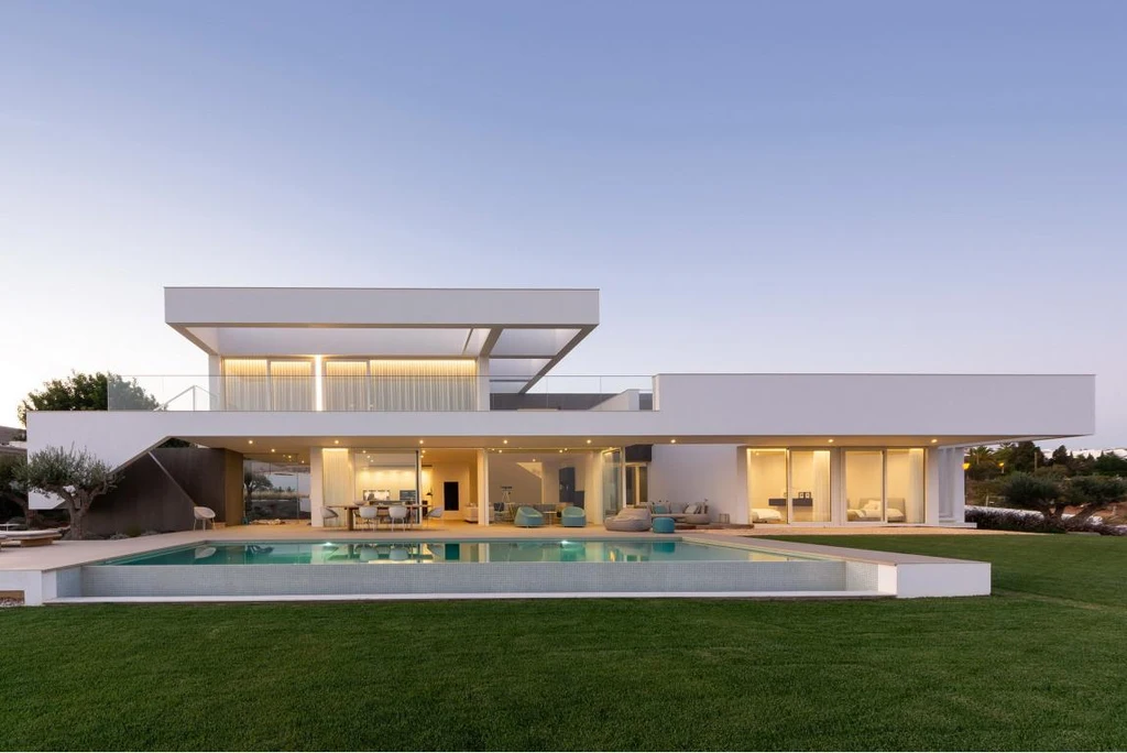 Alhena House in Luz, Portugal by Mário Martins Atelier, A Contemporary Gem on the Algarve Coast