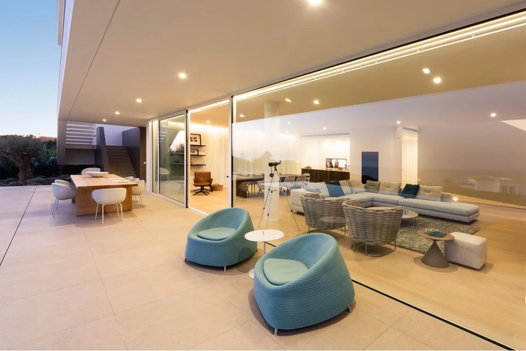 Alhena House in Luz, Portugal by Mário Martins Atelier, A Contemporary Gem on the Algarve Coast