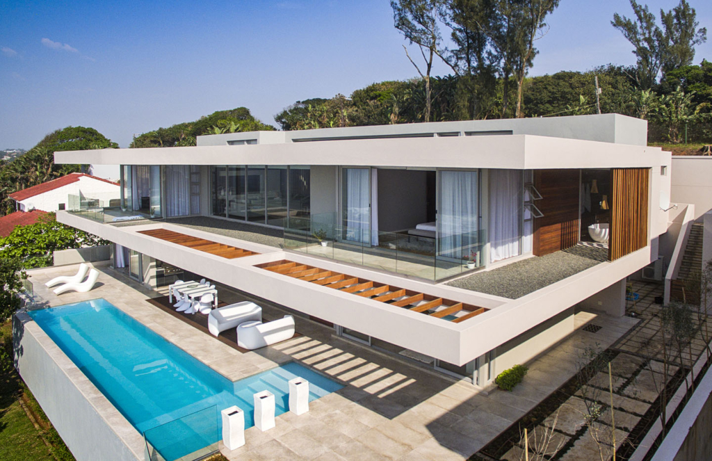 Boje House by Metropole Architects A Sculptural Dialogue Between Ocean Light and Structure 7