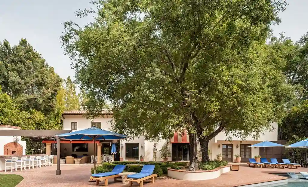Breathtaking 15.99M Armani Casa Masterpiece Unveiled at 4009 Valley Meadow Rd 12