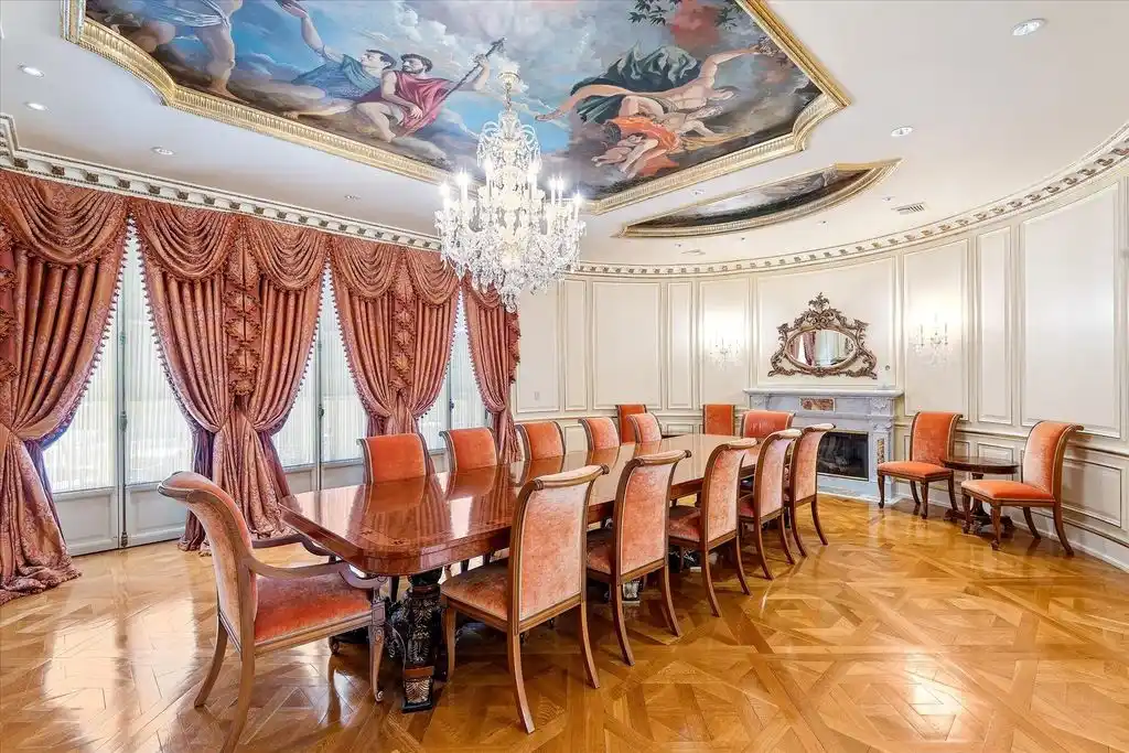 Breathtaking Luxury at 186 Kings Point Road 12.9M Estate with Expansive Water Views and Outdoor Elegance 7