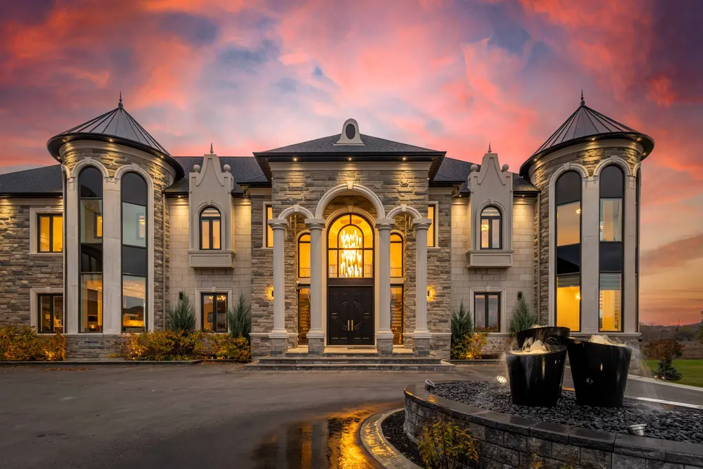 Breathtaking Modern Victorian Estate at 4 Saint Lukes Ct Lists for C10888000 in Canada 1