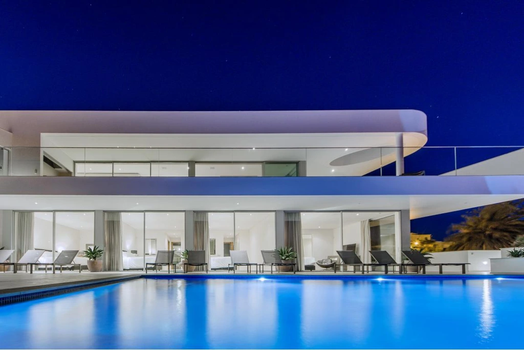 Casa C by Mario Martins Atelier A Sculptural Dialogue with the Algarve Landscape 4
