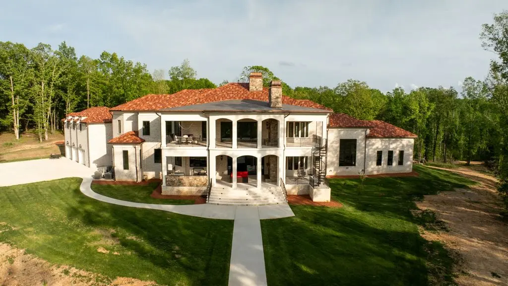 Exclusive 11.995M Mediterranean Estate at 7948 Daugherty Capley Rd Elevates Tennessee Countryside Living 2