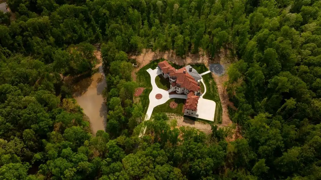 Exclusive 11.995M Mediterranean Estate at 7948 Daugherty Capley Rd Elevates Tennessee Countryside Living 4