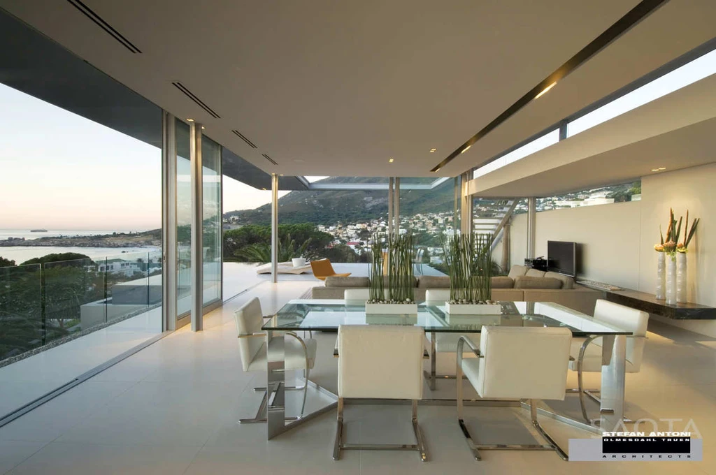 First Crescent by SAOTA A Sculptural Masterpiece Overlooking Camps Bay 2