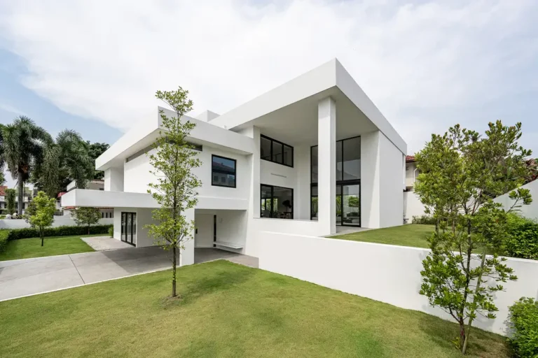 Flovik House by Fabian Tan Architect Seamlessly Merges Old and New in Kuala Lumpur