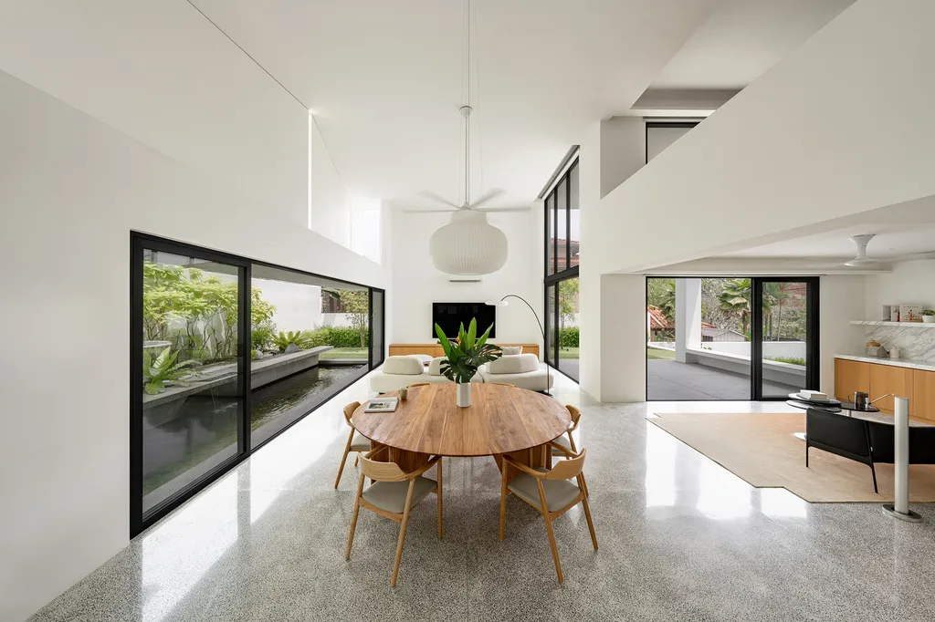 Flovik House by Fabian Tan Architect Seamlessly Merges Old and New in Kuala Lumpur 5