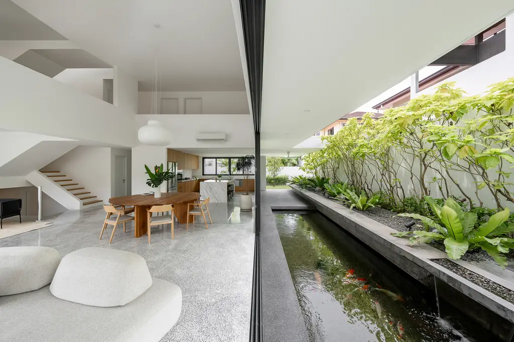 Flovik House by Fabian Tan Architect Seamlessly Merges Old and New in Kuala Lumpur 6