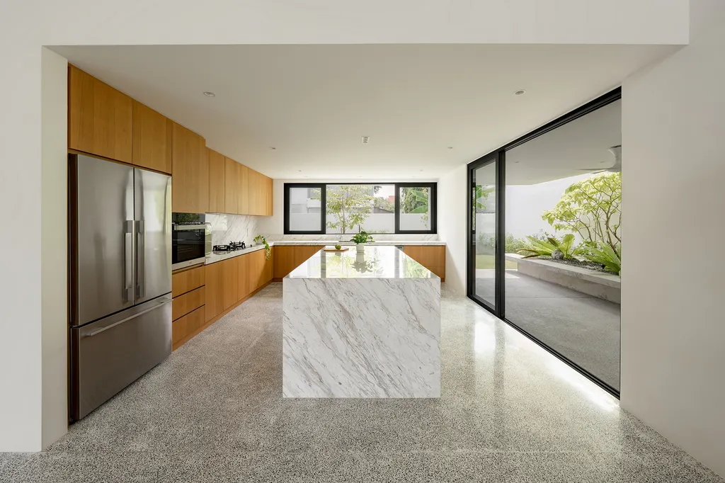 Flovik House by Fabian Tan Architect Seamlessly Merges Old and New in Kuala Lumpur