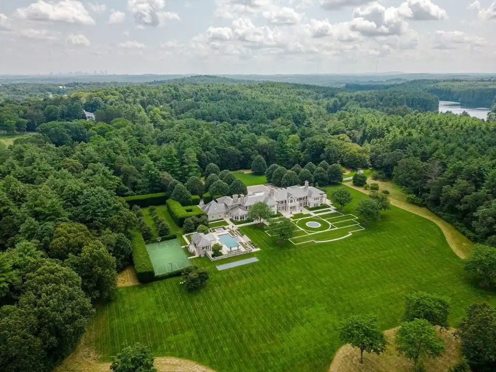 Iconic 38M Estate at 180 Ash St Weston Offers Timeless Grandeur and Modern Luxury 13
