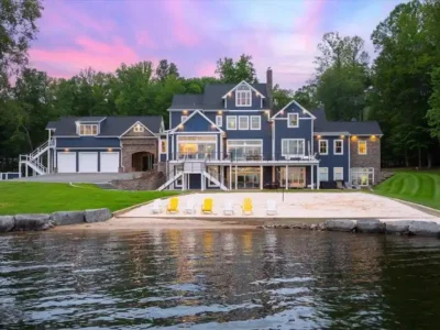Luxurious Waterfront Masterpiece at 542 Twin Lakes Ln Sets the Standard for Lake Anna Living — Asking 4749000 19