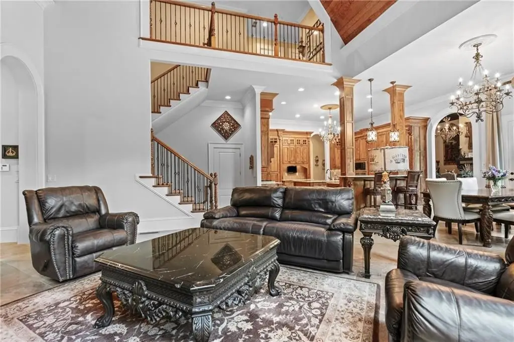 Luxury Awaits at 878 Middle Fork Trl 2.98M Estate on the 7th Fairway with Breathtaking Views 10