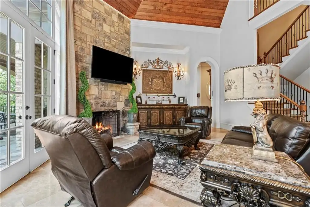 Luxury Awaits at 878 Middle Fork Trl 2.98M Estate on the 7th Fairway with Breathtaking Views 8