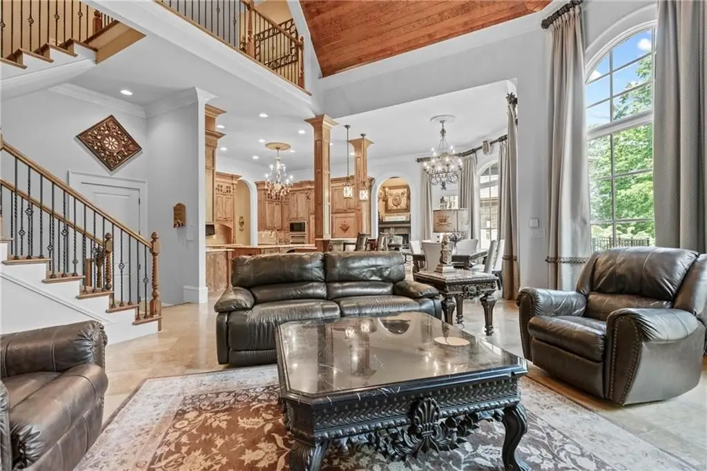 Luxury Awaits at 878 Middle Fork Trl 2.98M Estate on the 7th Fairway with Breathtaking Views 9