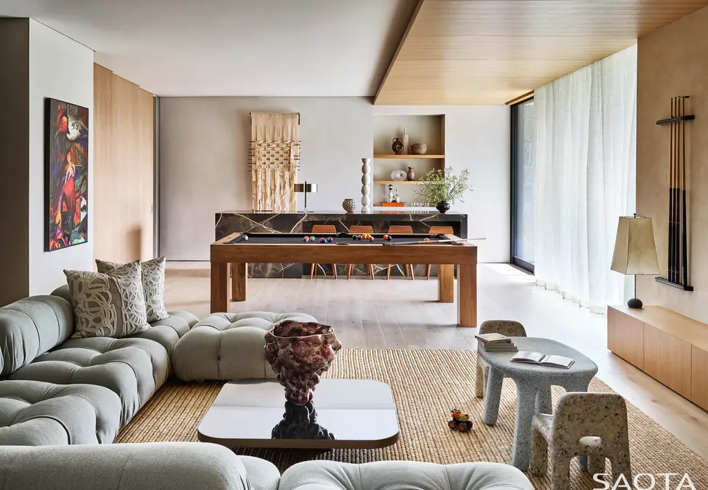 Montauk House by SAOTA, A Grounded Coastal Retreat in New York