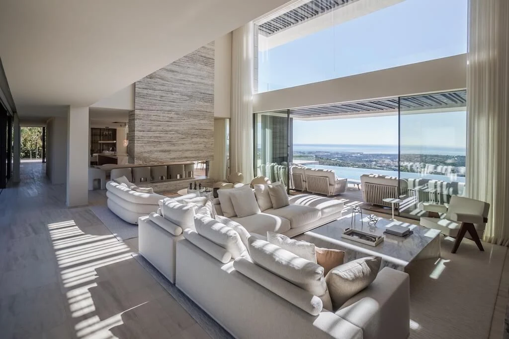Panoramah Villa by ARK Architects, A Mediterranean Masterpiece Framed by Panoramic Views in Sotogrande, Spain