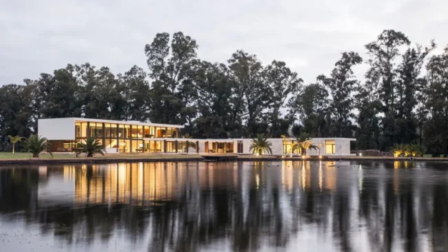 Polo House by OON Architecture, Transparency, Geometry, and Landscape in Harmony