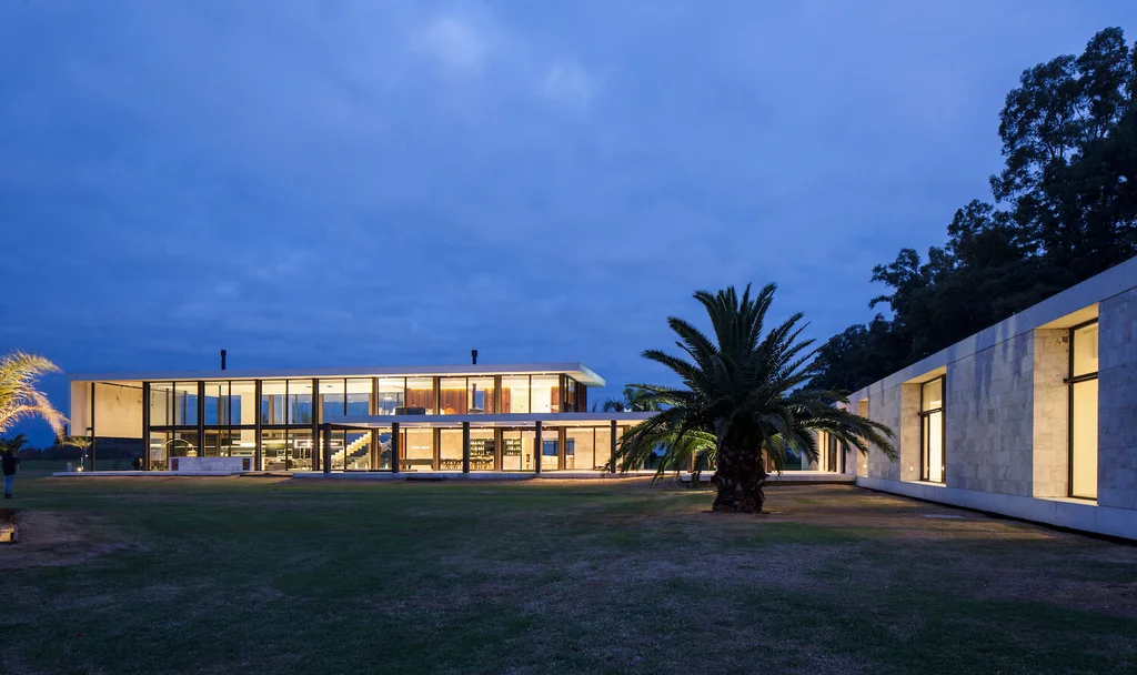 Polo House by OON Architecture, Transparency, Geometry, and Landscape in Harmony
