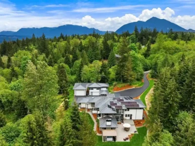 Spectacular Modern Estate at 15419 417th Place SE in Washingtons Prestigious Uplands Reserve Listed for 3.85 Million 2