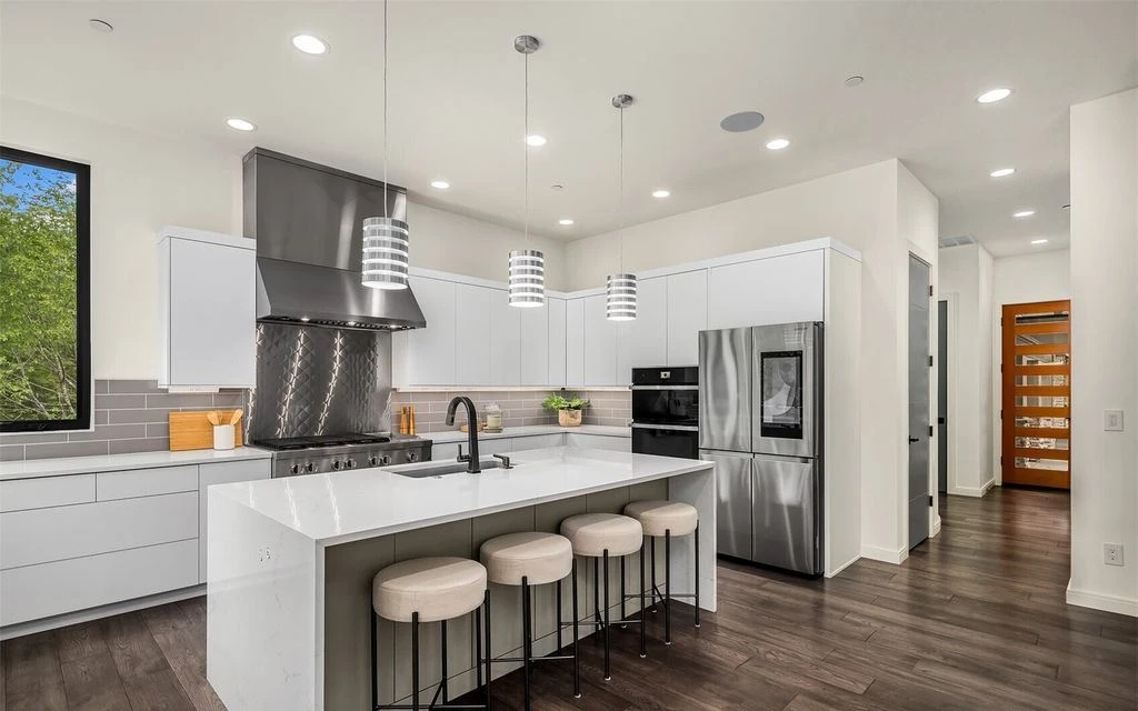 Spectacular Modern Estate at 15419 417th Place SE in Washingtons Prestigious Uplands Reserve Listed for 3.85 Million 7