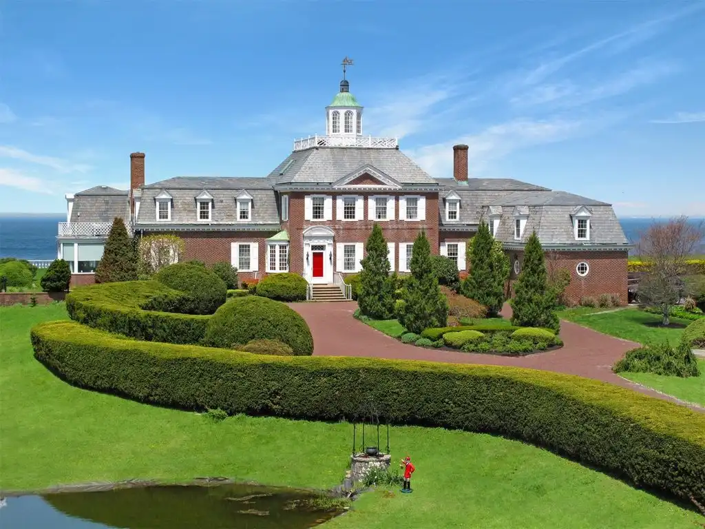 Stunning 2 Wallis Lane 9.999M All Brick Estate with Historic Charm and Sweeping Long Island Sound Vistas 14