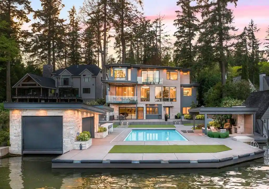 Stunning 4357 Southshore Blvd Estate 10M Contemporary Home Offering Panoramic Oswego Lake Views and Superior Entertaining 1