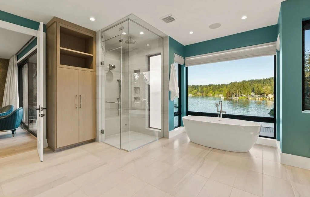 Stunning 4357 Southshore Blvd Estate 10M Contemporary Home Offering Panoramic Oswego Lake Views and Superior Entertaining 10