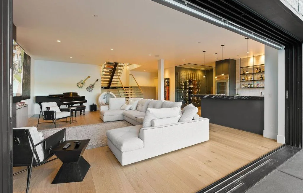 Stunning 4357 Southshore Blvd Estate 10M Contemporary Home Offering Panoramic Oswego Lake Views and Superior Entertaining 12