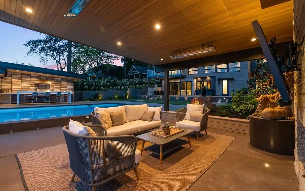 Stunning 4357 Southshore Blvd Estate 10M Contemporary Home Offering Panoramic Oswego Lake Views and Superior Entertaining 14