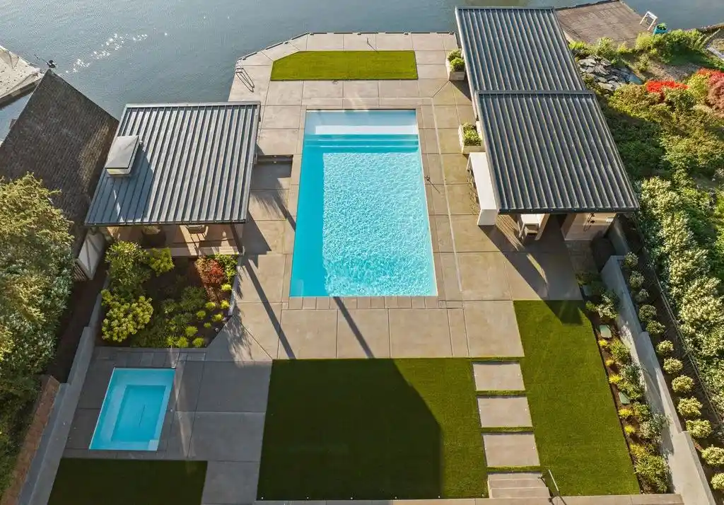 Stunning 4357 Southshore Blvd Estate 10M Contemporary Home Offering Panoramic Oswego Lake Views and Superior Entertaining 3