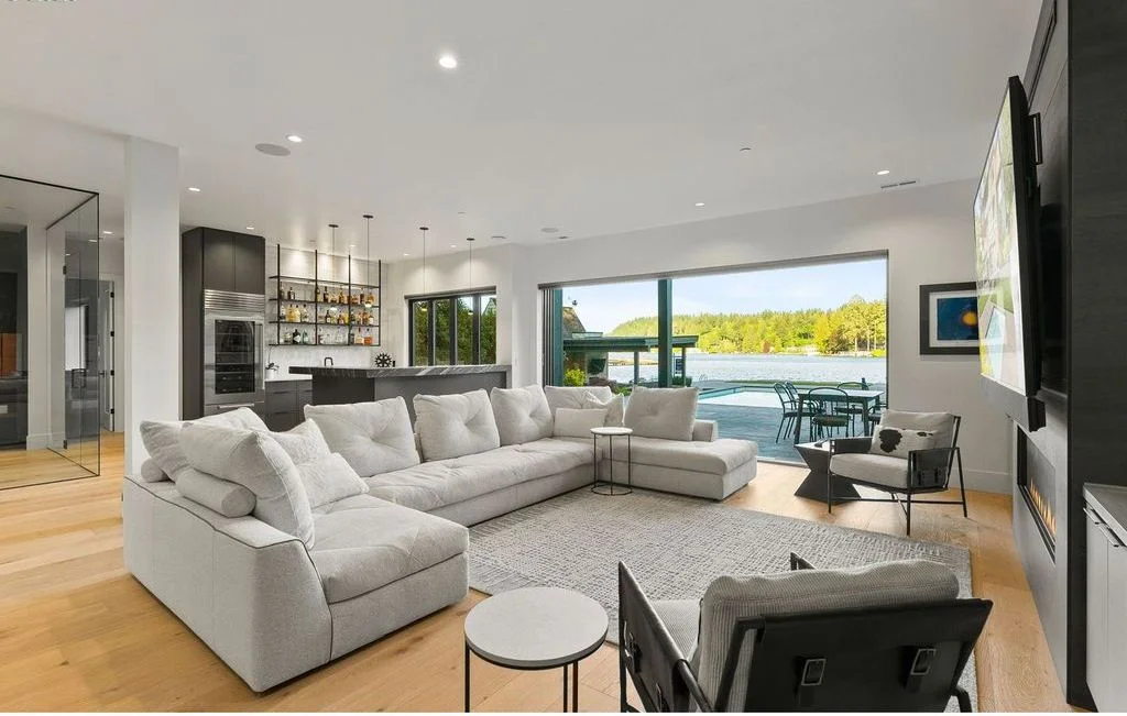 Stunning 4357 Southshore Blvd Estate 10M Contemporary Home Offering Panoramic Oswego Lake Views and Superior Entertaining 7