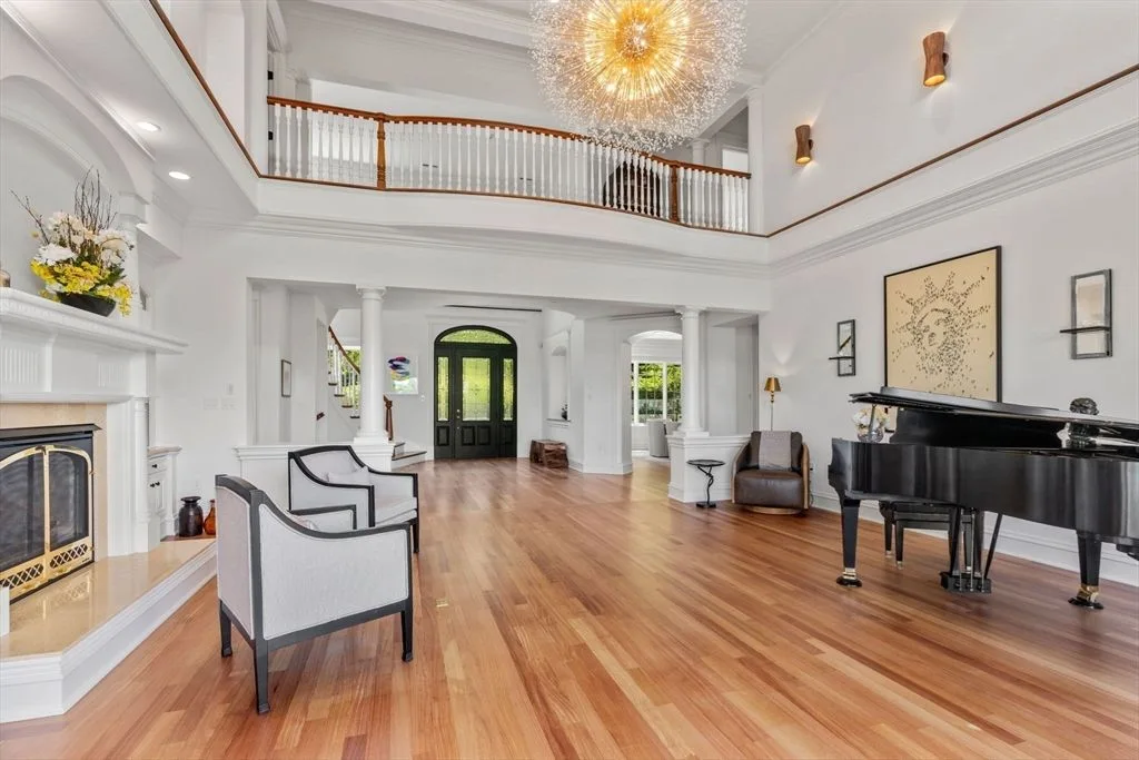Stunning Architectural Masterpiece at 6 Wayside Cir Lists for 3.575 Million in Massachusetts 3