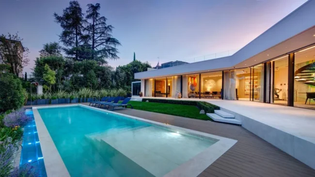 Villa Emerald by Gruppo Building & Boffa Petrone, A Sculptural Jewel on Lake Garda, Italy