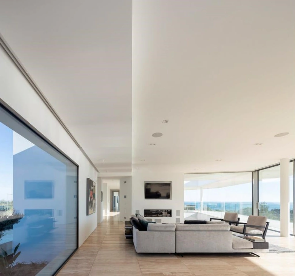 Villa Pernoi by Mario Martins Atelier A Sculptural Haven on the Algarve Coast 5