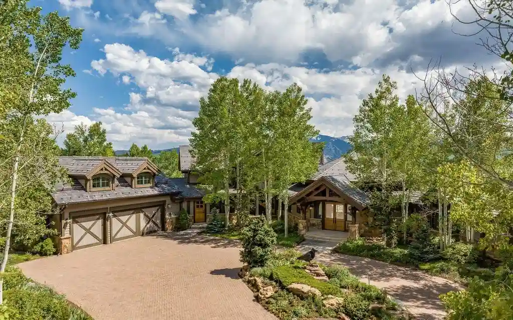 1006 Chiming Bells A Masterpiece in the Mountains Asking 9M with Unrivaled Privacy and Views 15