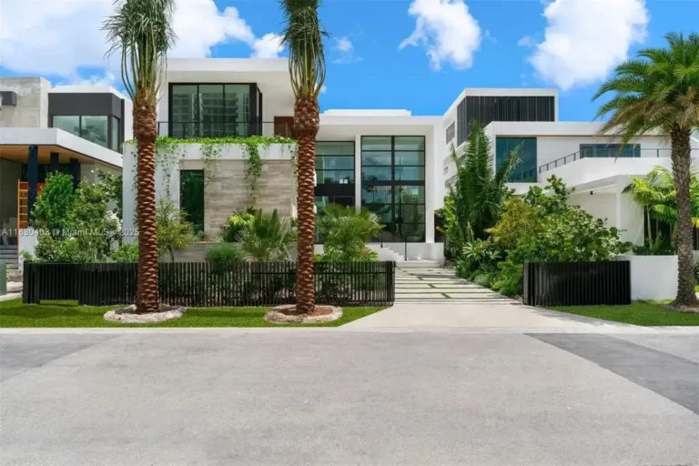 Breathtaking $20 Million Waterfront Masterpiece Redefines Miami Beach Real Estate Luxury