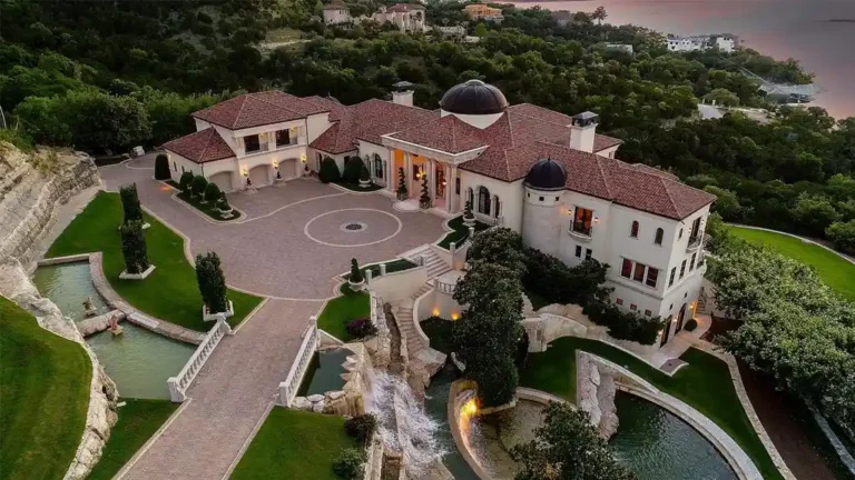 Villa Del Lago: A $13.9M Architectural Masterpiece Overlooking Lake Travis With Sweeping Waterfront Vistas