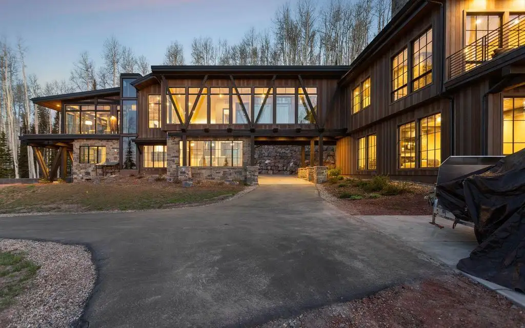 152 White Pine Canyon Rd Breathtaking 18.8M Modern Mountain Retreat with Iconic Ski Views 16