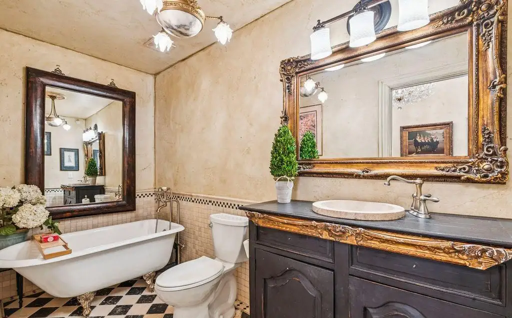 1526 W Red Hawk Trl An Extraordinary 6.5M Utah Retreat Blending European Craft and Western Grandeur 9