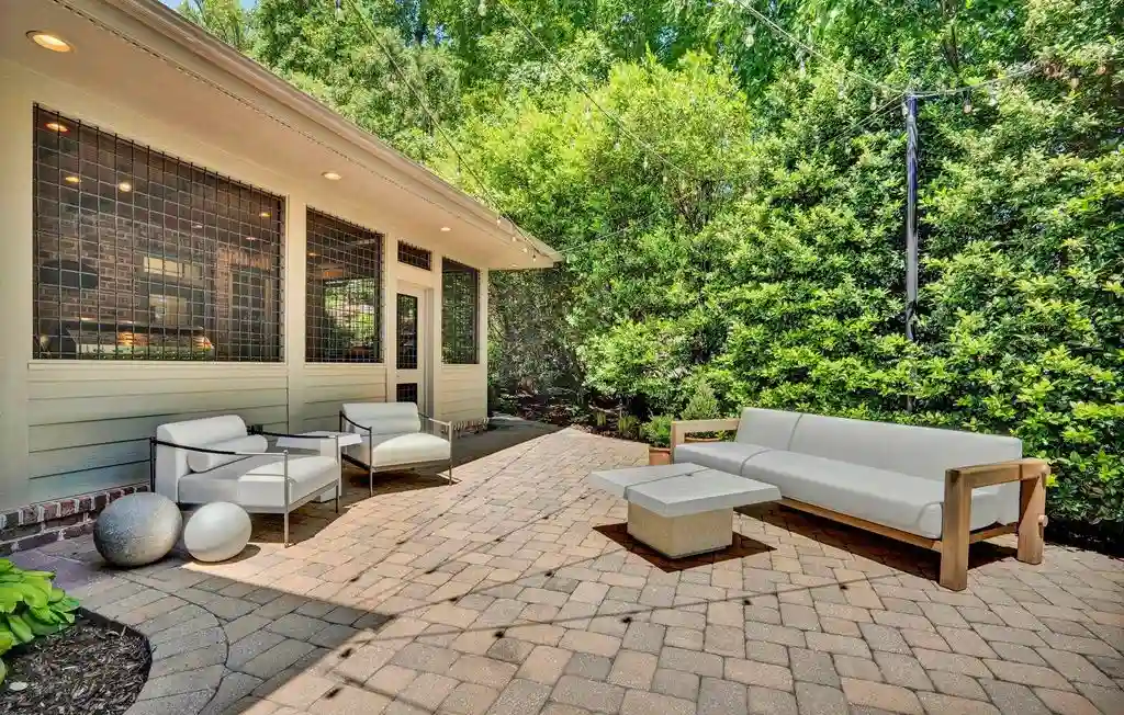 16 High Bluff Ct Stunning South Carolina Estate with Unparalleled Mountain Peak Views Asks 6 9