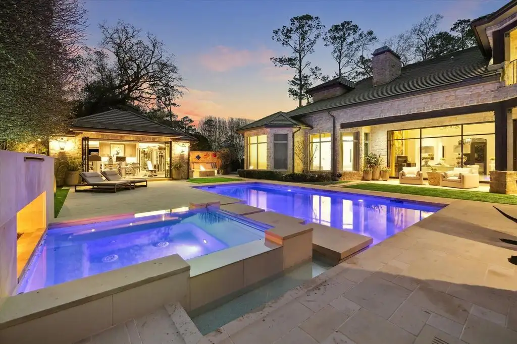220 Merrie Way Ln A Texas Masterpiece Offering Bespoke Luxury at 9.995 Million 2