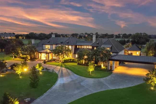 Exceptional $12.5M Legacy Estate Seamlessly Blends Indoor and Outdoor Living on 3.5 Acres in Texas