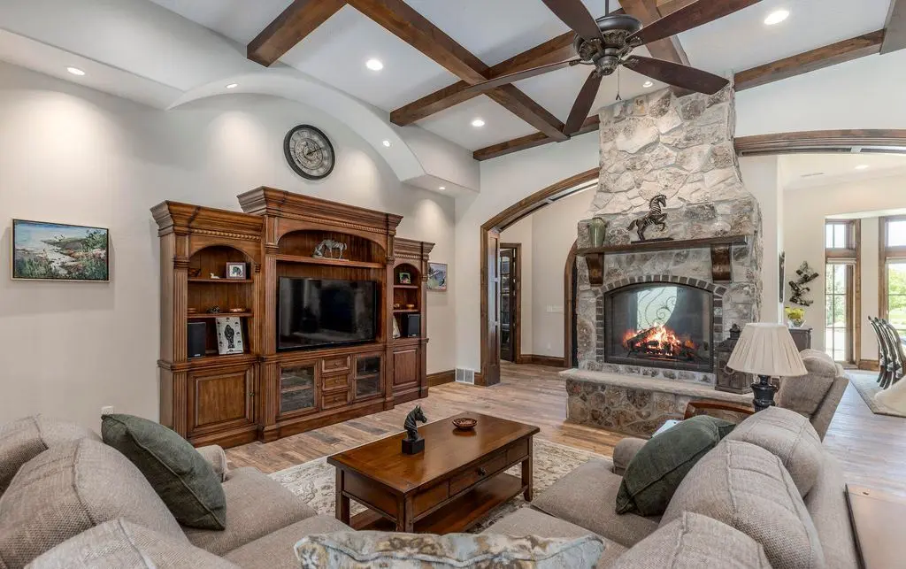 2251 W 2400 S A Breathtaking Heber Valley Equestrian Estate Offering Unrivaled Luxury on 5.5 Acres 11