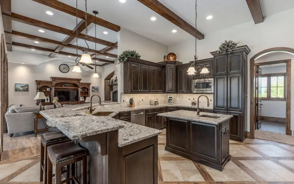 2251 W 2400 S A Breathtaking Heber Valley Equestrian Estate Offering Unrivaled Luxury on 5.5 Acres 6