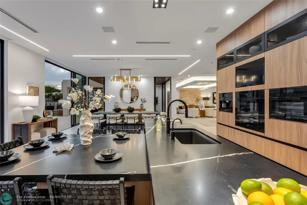 2849 NE 29th St Lists at 8.4M Breathtaking Ultra Luxury Waterfront Estate With Yacht Dock and Resort Style Living 2