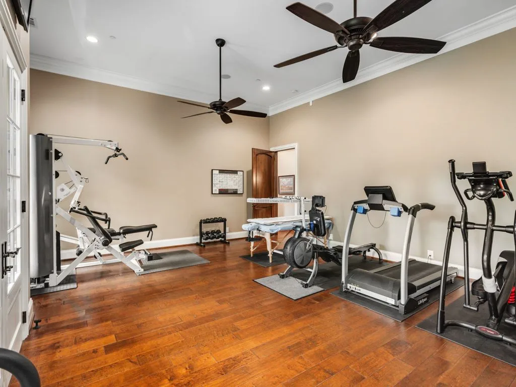 2925 Old Clarksville Pike Stunning Tennessee Estate Showcasing Unmatched Detail for 8 16