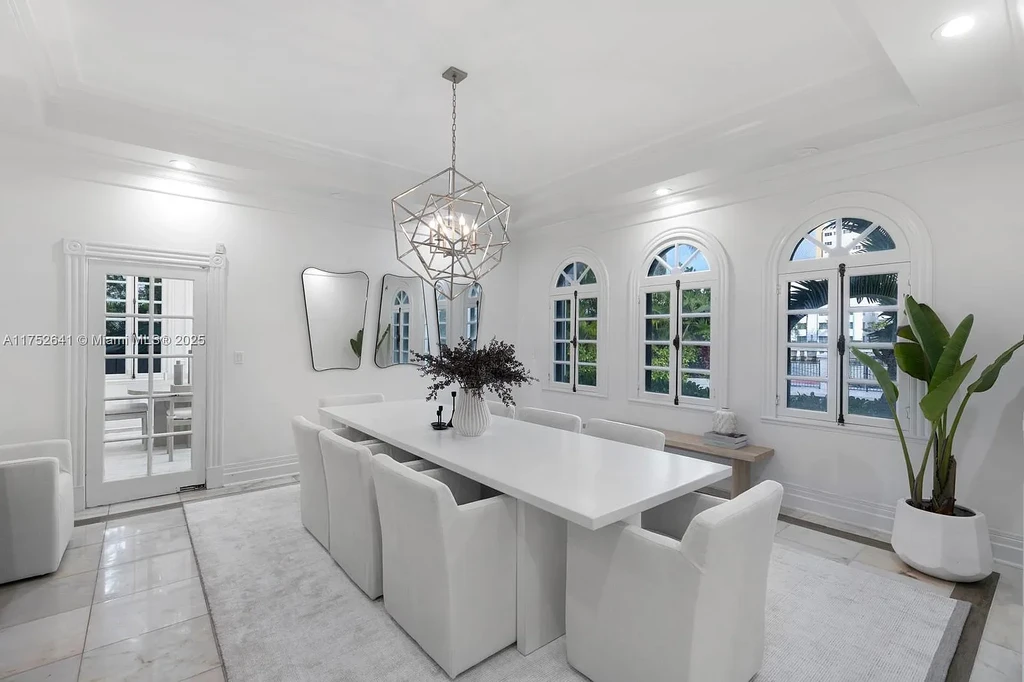 3605 Flamingo Dr Stunning Ultra Luxury Waterfront Home in Miami Beach for Sale at 12M 7
